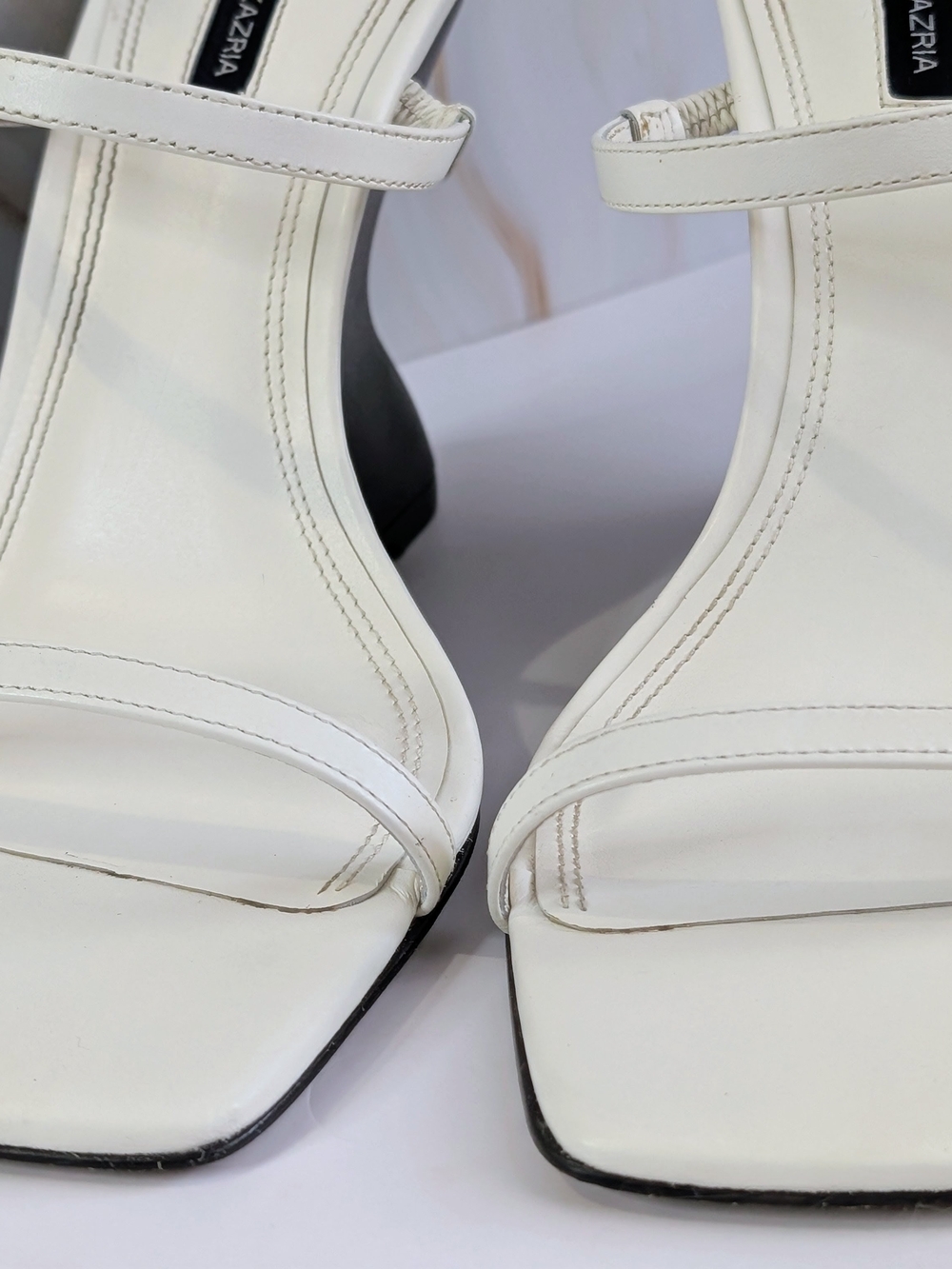 White BCBGMAXAZRIA Sculptural Wedge Sandals Size 8 - Picture 6 of 6